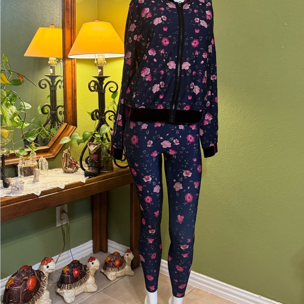Ultracor Purple and Black Activewear Set - Picture 4 of 10